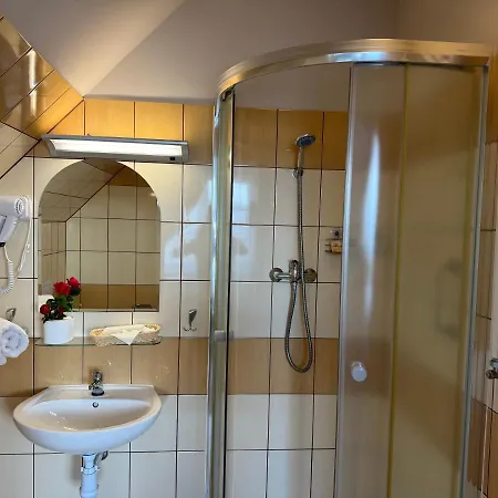 Politechnika Warszawska Osrodek Wypoczynkowy Semesteranläggning (resort)