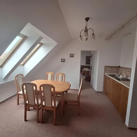 Politechnika Warszawska Osrodek Wypoczynkowy *