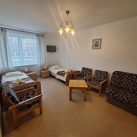 Politechnika Warszawska Osrodek Wypoczynkowy Semesteranläggning (resort) *